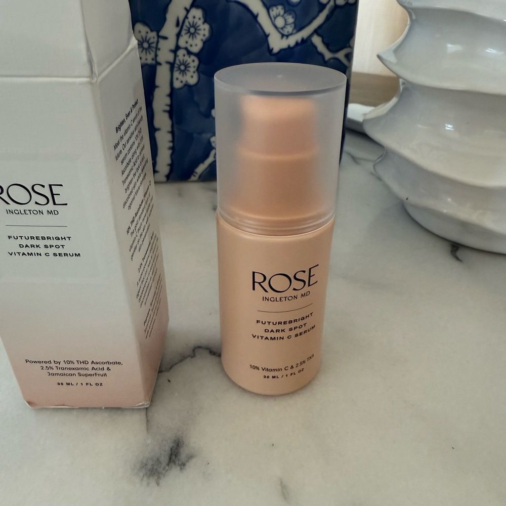ROSE Ingleton MD
FutureBright Brightening Dark Spot Vitamin C Serum - Picture 5 of 5